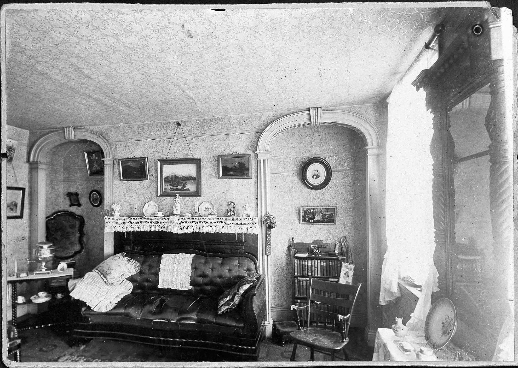 Parlor in the John Snow House