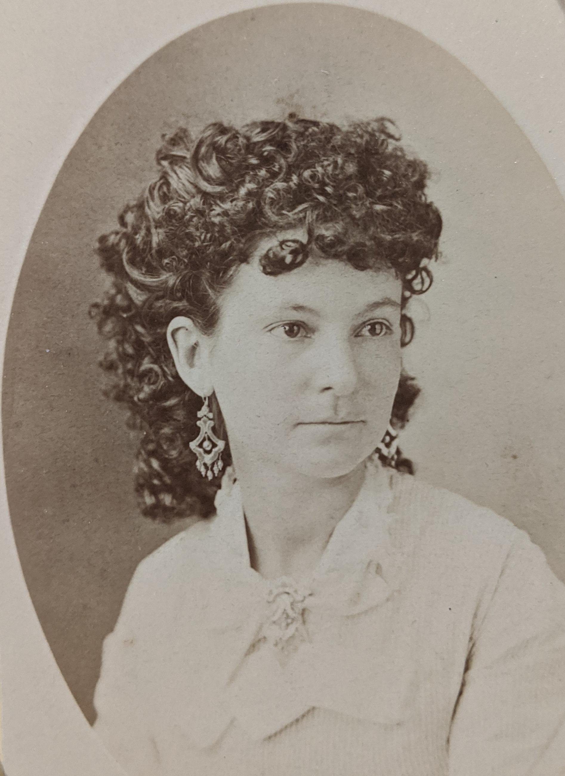 Photograph of Eleanor "Ella" Pinney