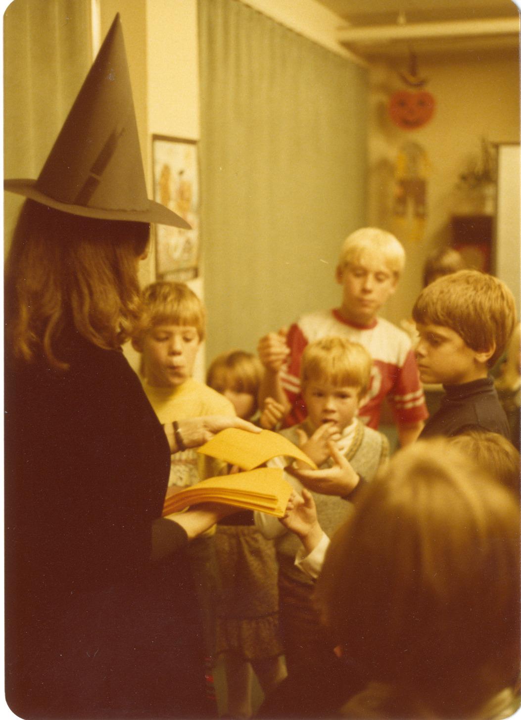 Photograph of Librarian Rachel Alexander and Children at the Worthington Public Library, 752 High Street