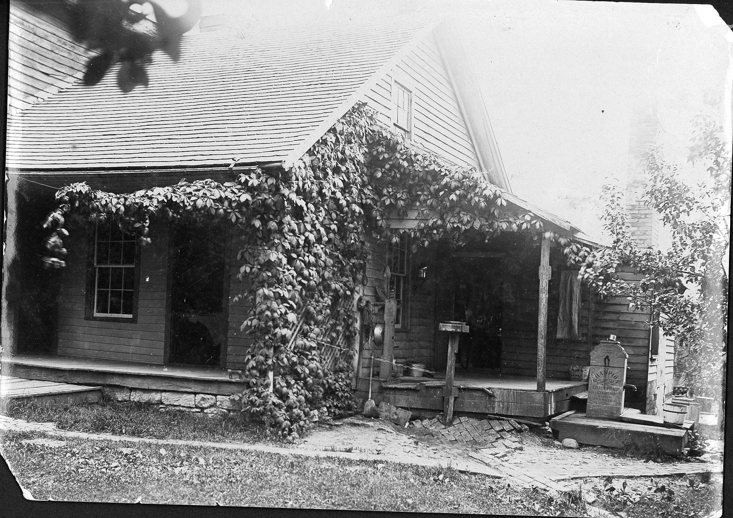 Photograph of the Back of the Brundige Tavern