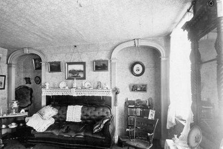 Parlor in the John Snow House