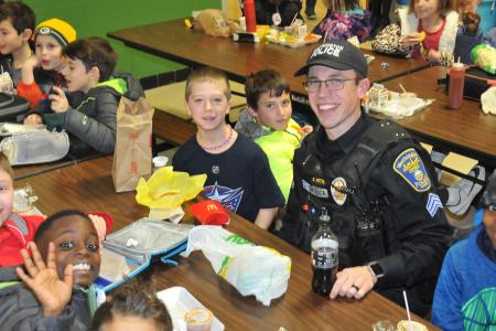 Sergeant Stephen Mette and Students at “Lunch with an Officer” Event
