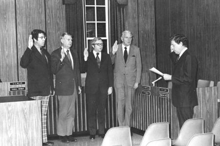 Swearing In City Council