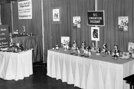 Worthington Foods Product Display