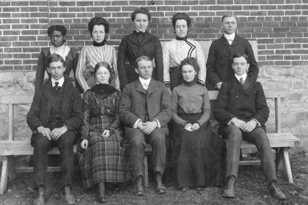 Worthington High School Graduating Class 1901